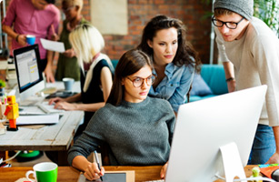 Introduction Web Design with Best Seller HTML